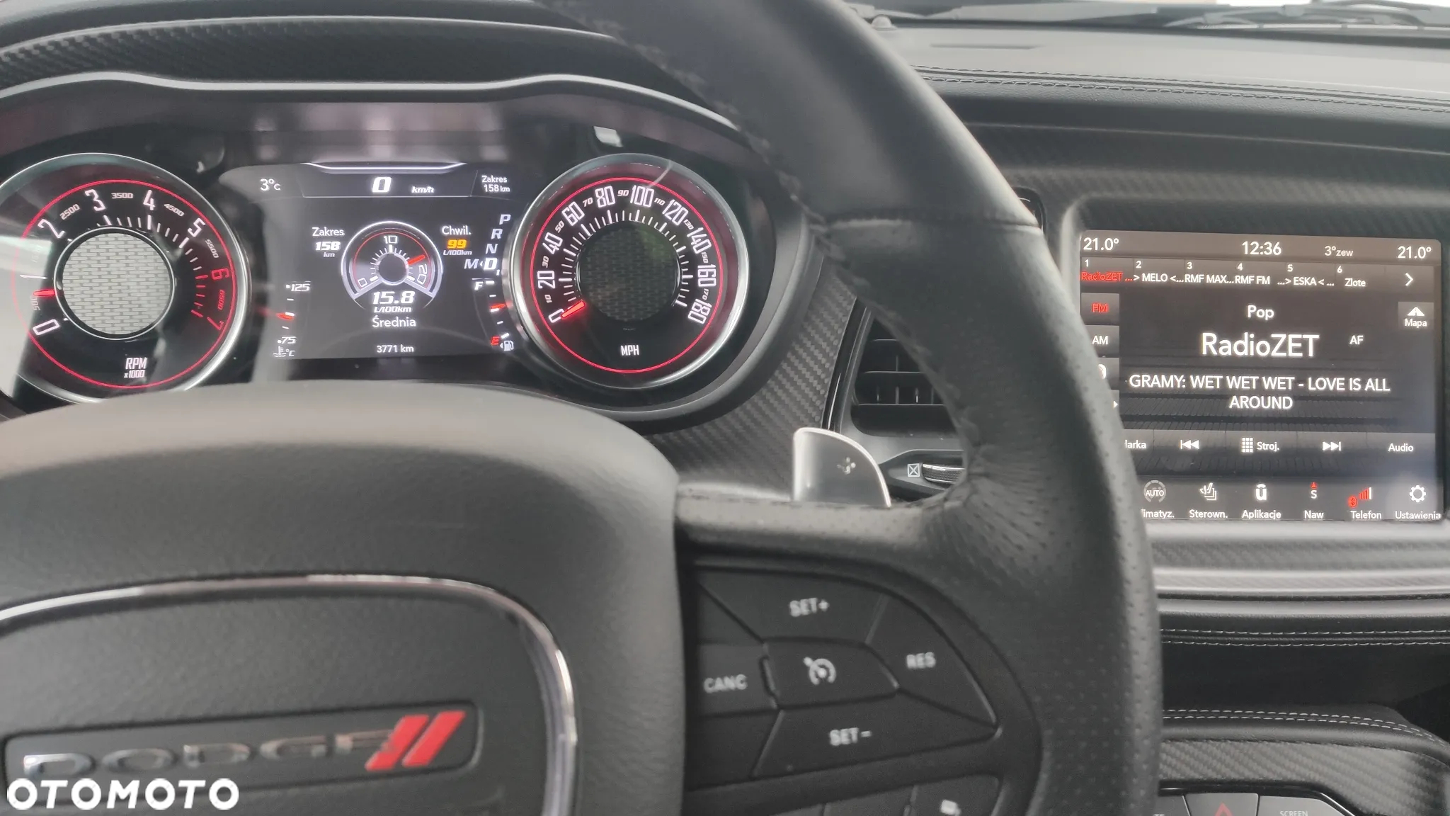 Dodge Challenger 6.4 Scat Pack - 15