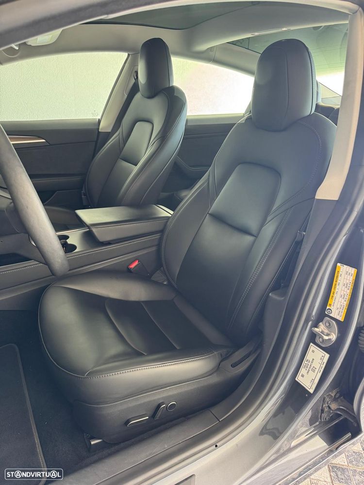 Tesla Model 3 Long Range AWD Dual Motor Performance - 16