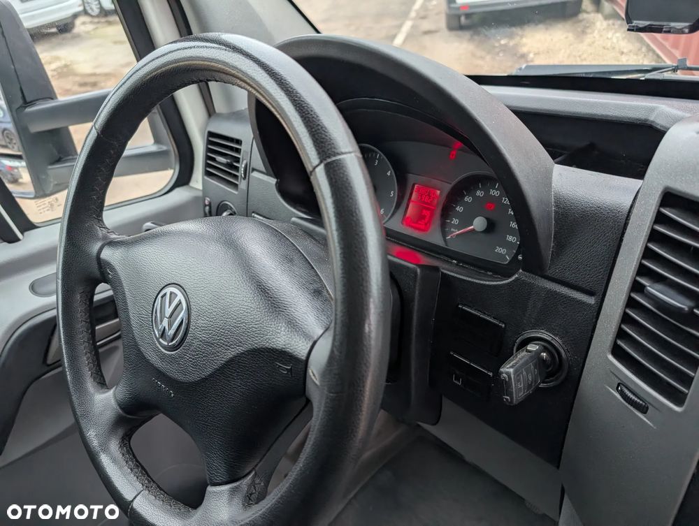 Volkswagen Crafter - 17