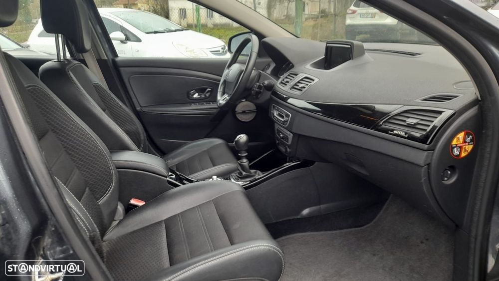 Renault Mégane Sport Tourer 1.5 dCi Bose Edition J18 - 16