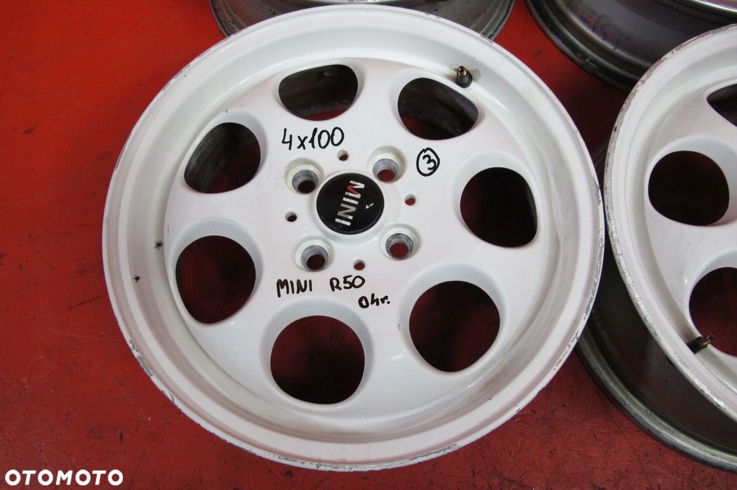 MINI ONE COOPER R50 R53 R56 FELGA ALUMINIOWA 15 4x100 5.5J ET45 BIAŁA - 1