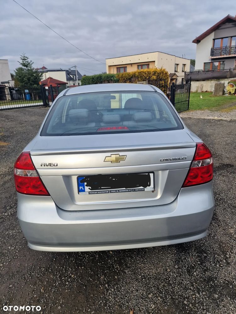 Chevrolet Aveo - 5
