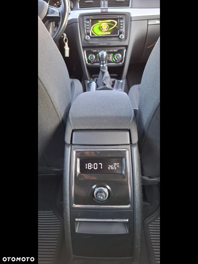 Skoda Superb 2.0 TDI Ambition - 20