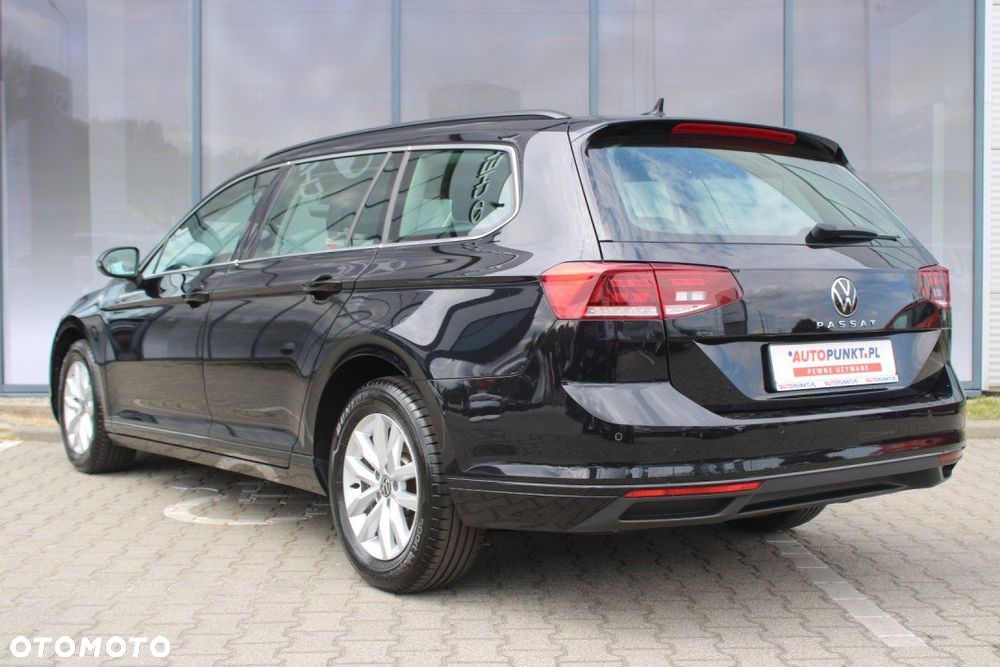 Volkswagen Passat - 5