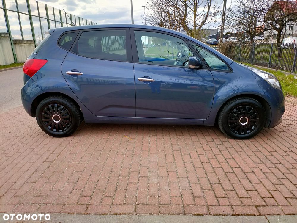 Kia Venga 1.4 CVVT Vision - 8