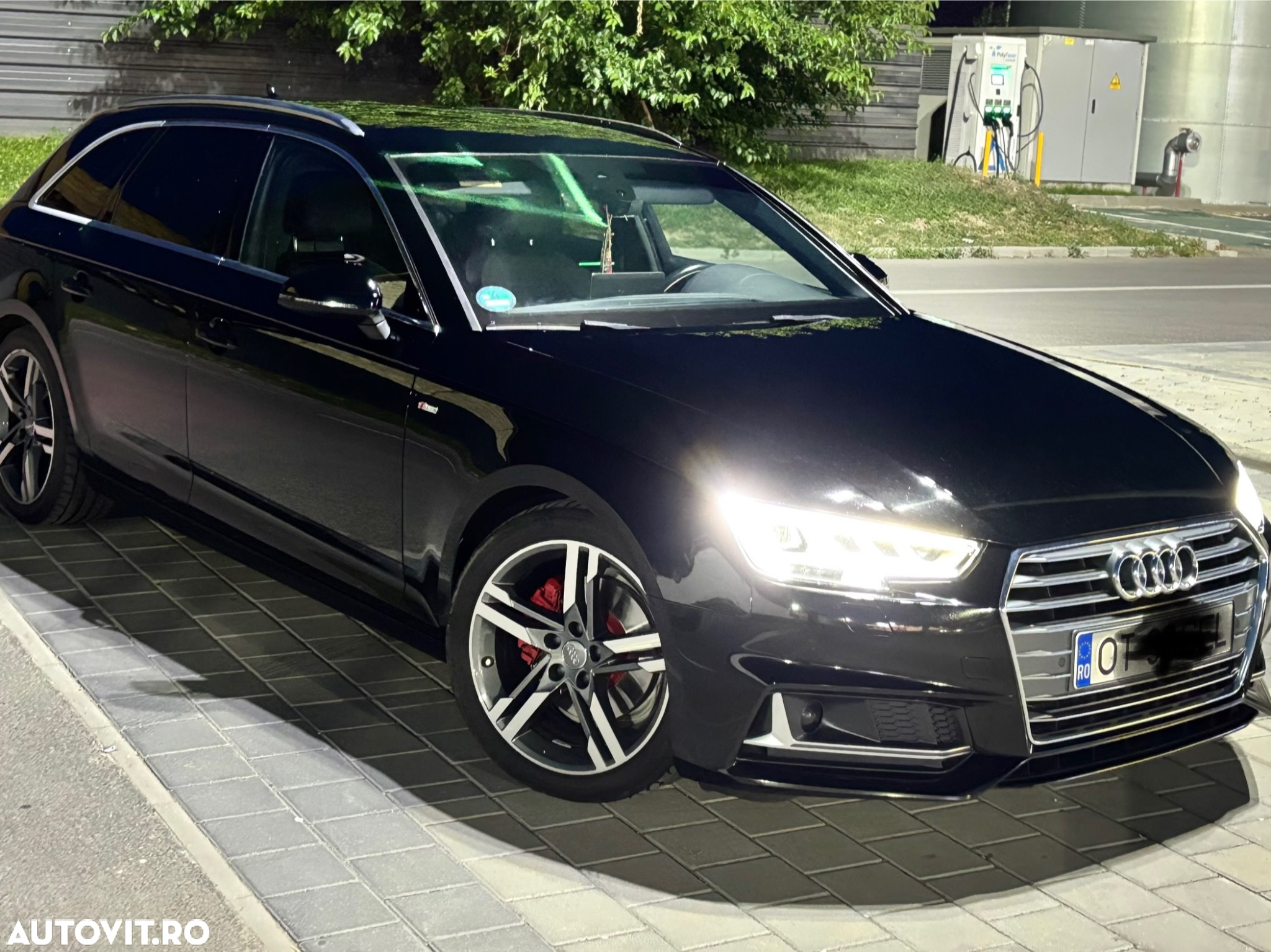 Audi A4 Avant 2.0 TDI S tronic - 11