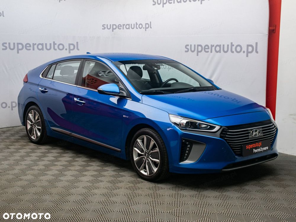 Hyundai IONIQ - 4