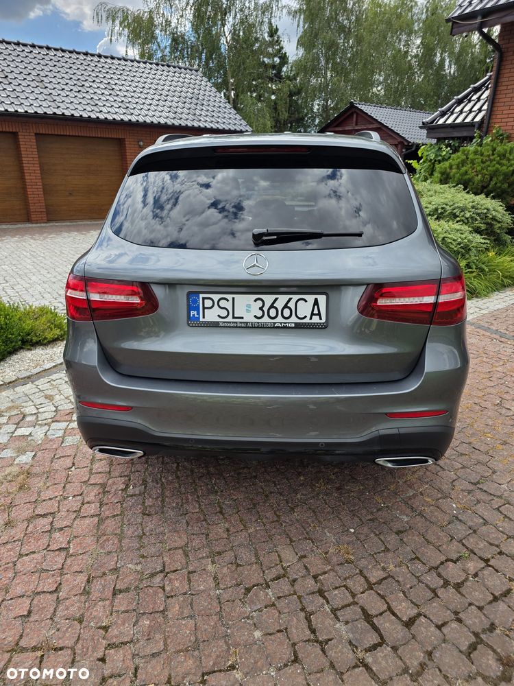 Mercedes-Benz GLC - 6