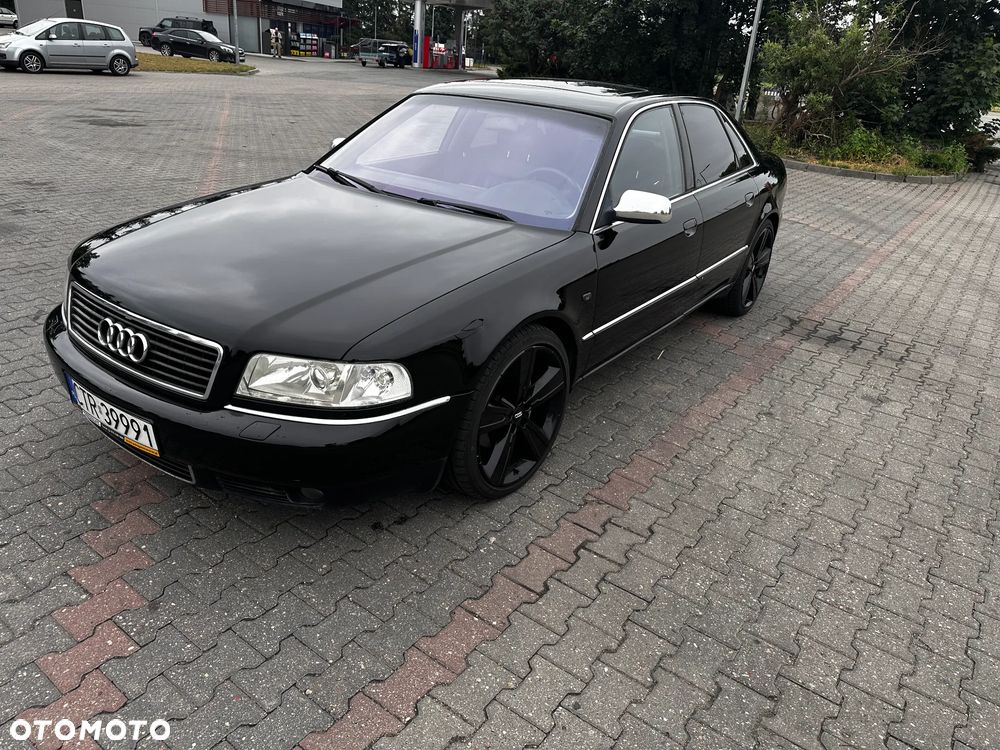 Audi A8 - 2