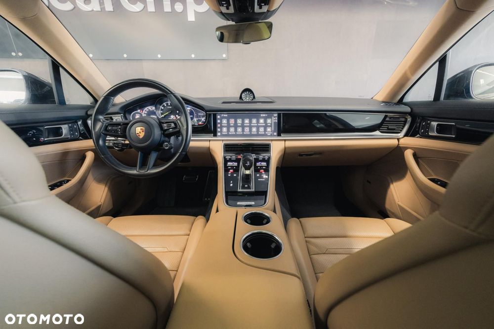Porsche Panamera 4 E-Hybrid Platinum Edition - 11