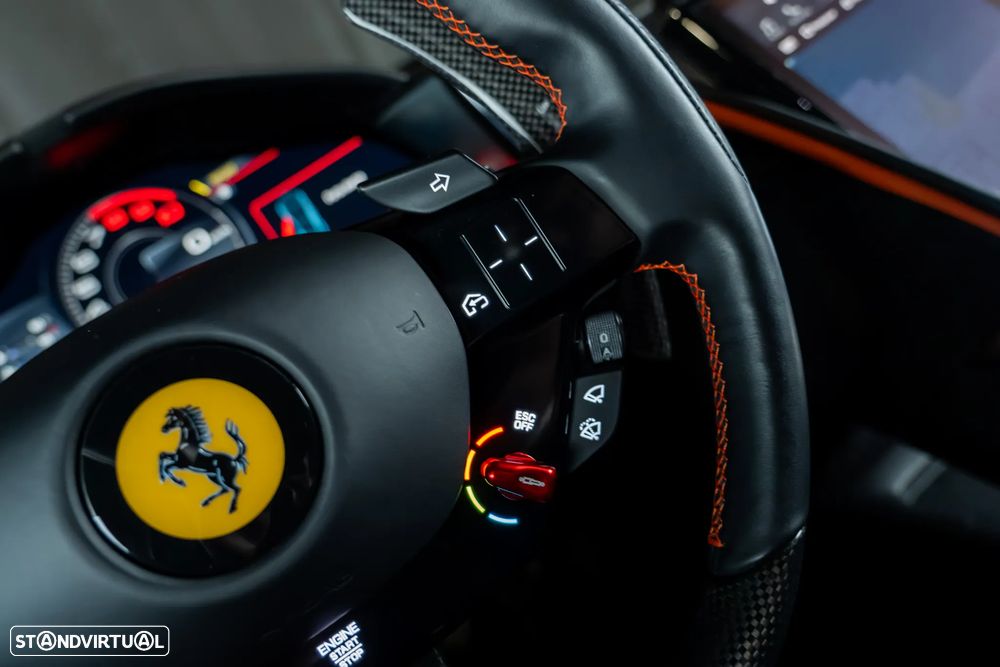 Ferrari Roma 3.9 Twin-Turbo V8 - 18