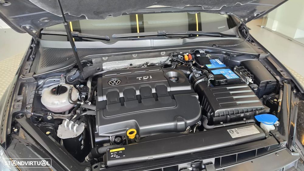 VW Golf 1.6 TDi Trendline BlueMotion - 26
