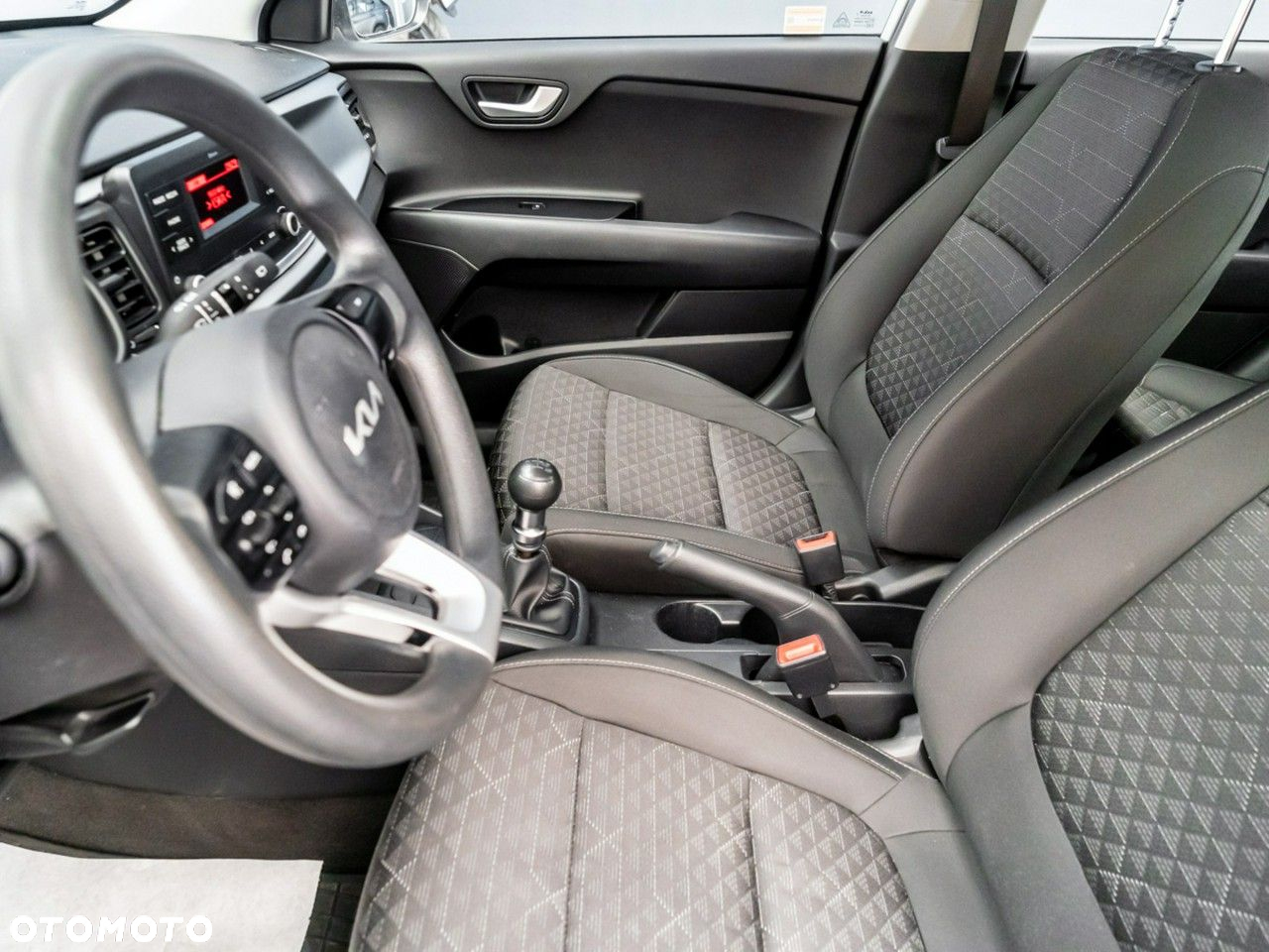Kia Rio 1.2 M - 23