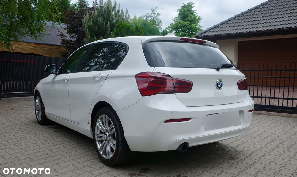 BMW Seria 1 118d Sport Line - 5