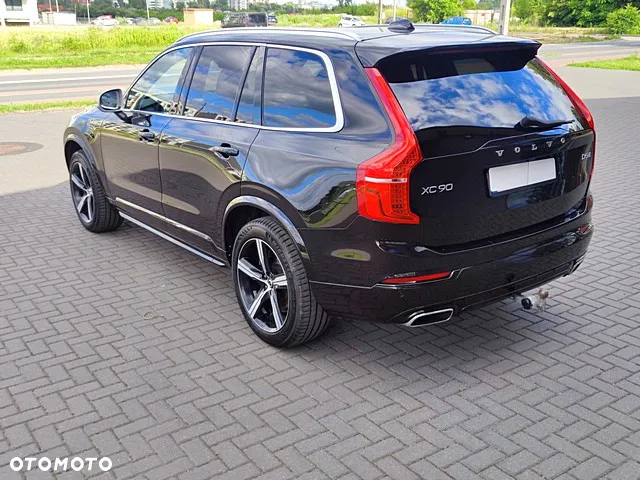 Volvo XC 90 D5 AWD R-Design 7os - 13