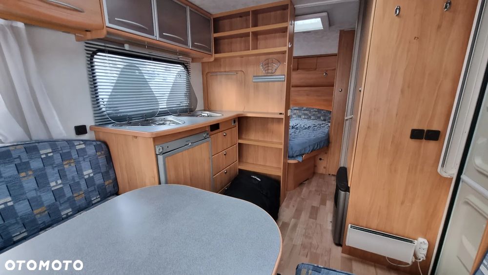 Adria UNICA 462 LU - 3