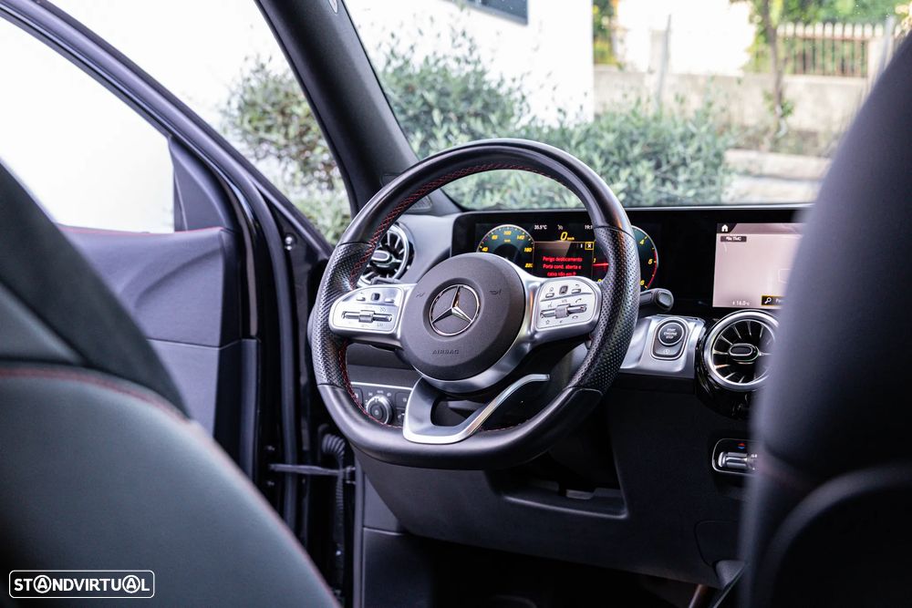 Mercedes-Benz GLB 180 d AMG Line - 19
