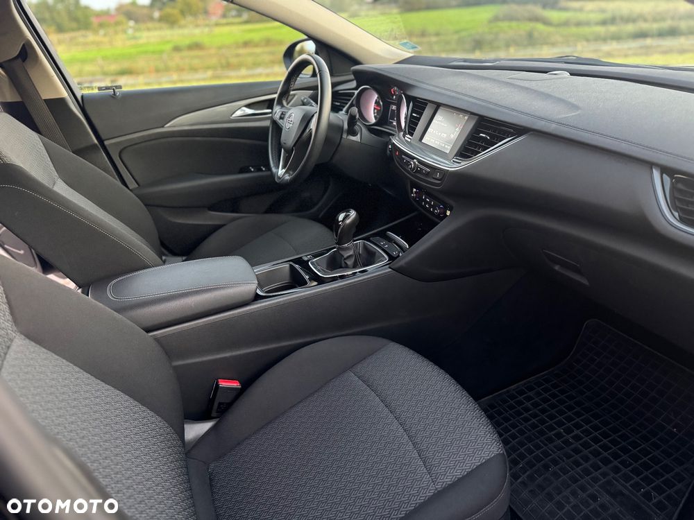 Opel Insignia 1.5 T Enjoy S&S Eco - 15