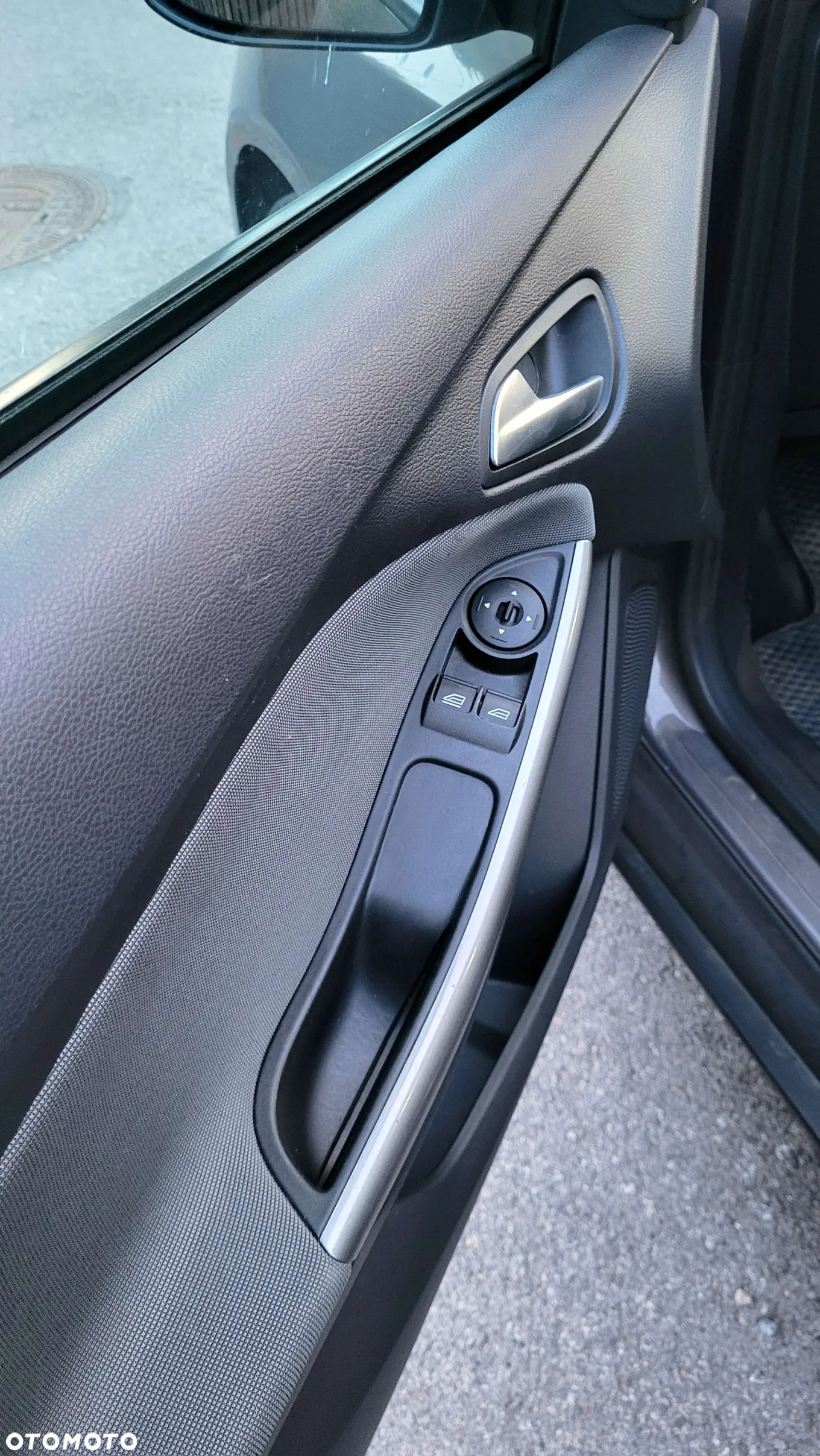 Ford Focus 1.6 Ambiente - 18
