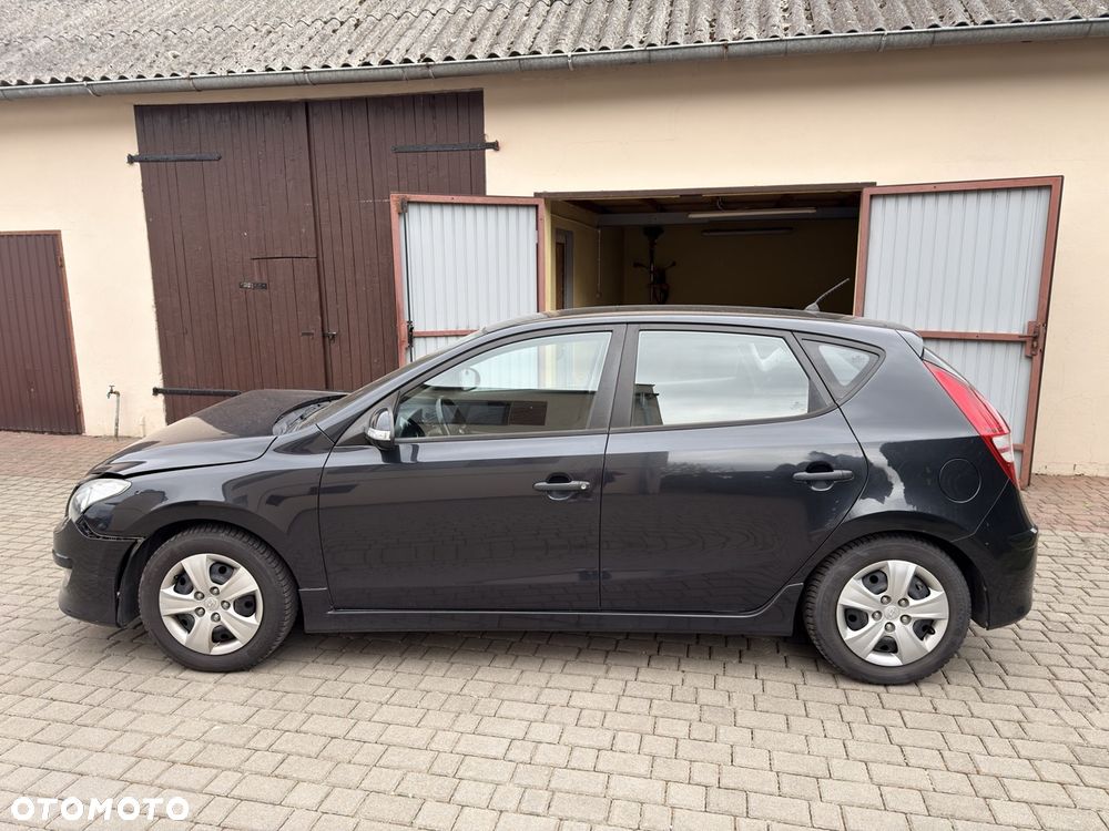 Hyundai i30 i30cw 1.4 Comfort - 22