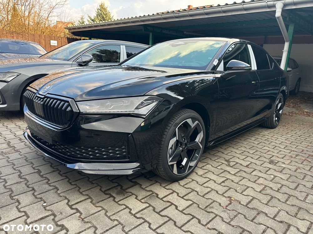 Skoda Superb 2.0 TDI SCR 4x4 Sportline DSG - 2