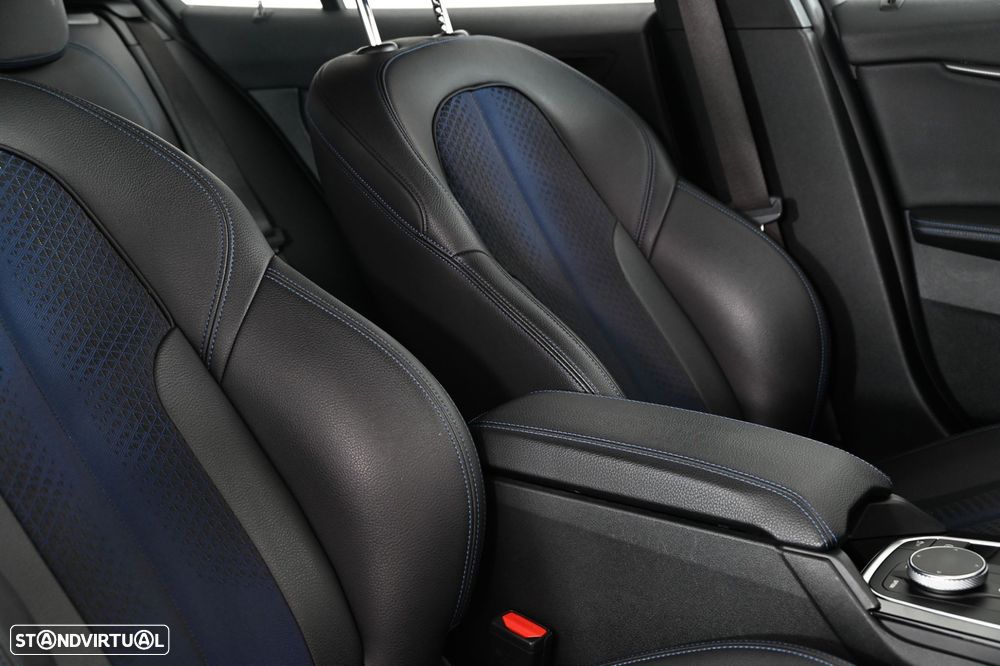 BMW 116 d Corporate Edition M - 25