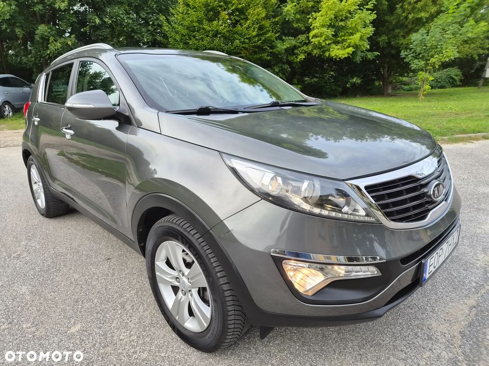 Kia Sportage 2.0 L - 19