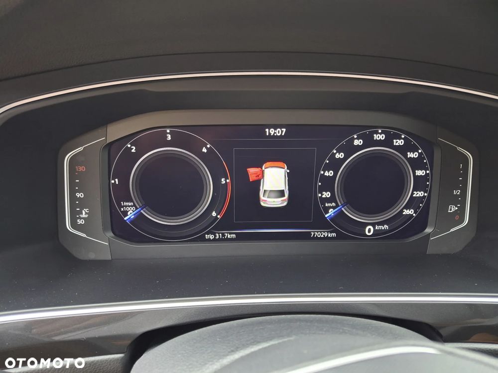 Volkswagen Tiguan 2.0 TDI SCR Life - 23