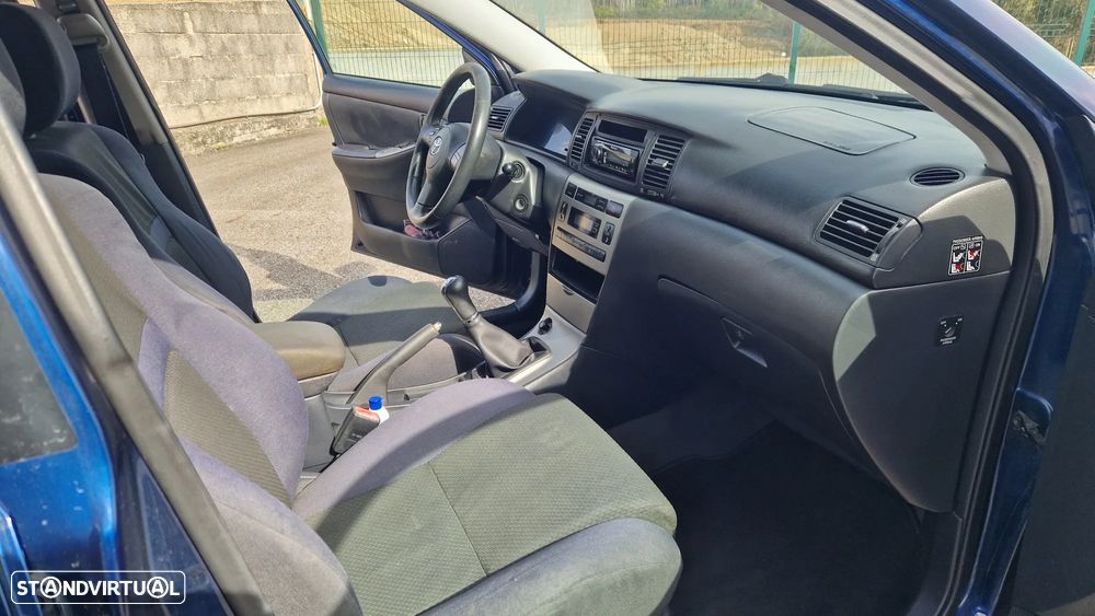 Toyota Corolla SW 1.4 D-4D AC - 8