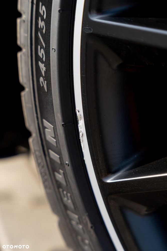 Mercedes-Benz CLA AMG 35 4-Matic 7G-DCT - 14