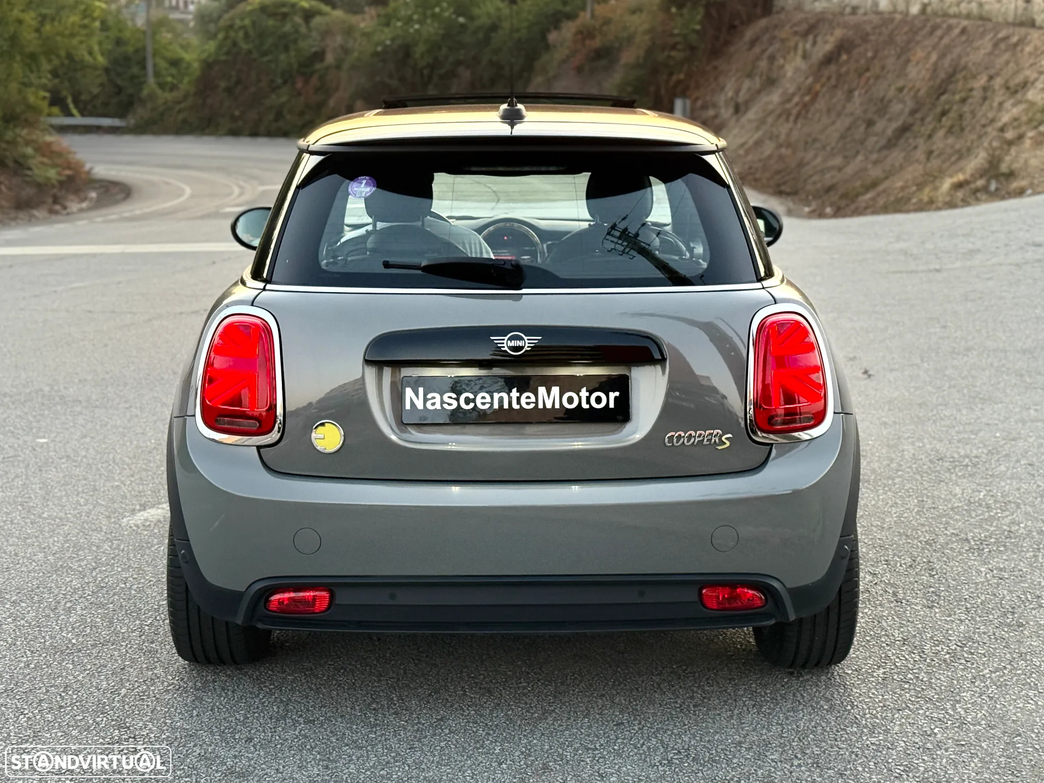 MINI 3 Portas Cooper SE Premium Yours - 13