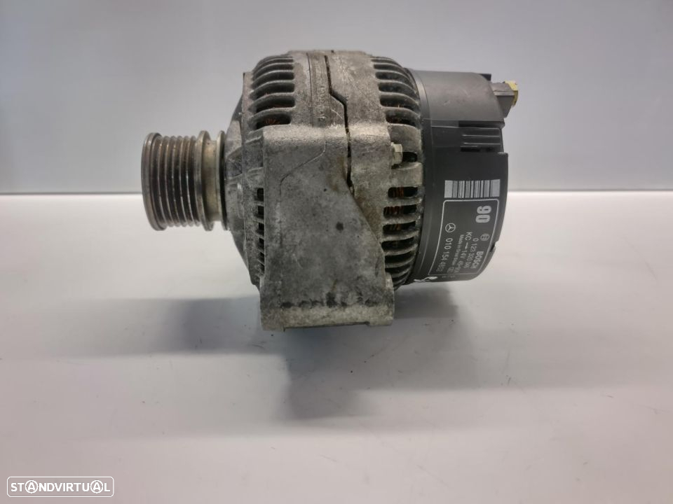Alternador 90A Mercedes Classe E , C , CLK , Sprinter , W124 , W208   0101544802 - 2