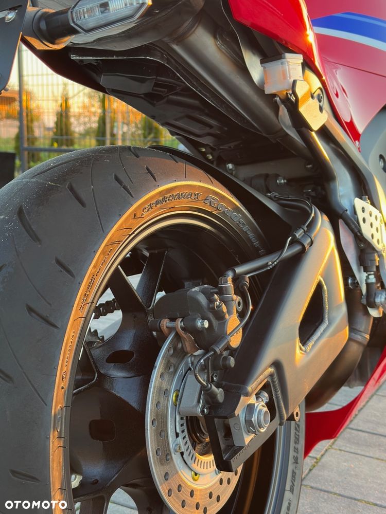Honda CBR - 14