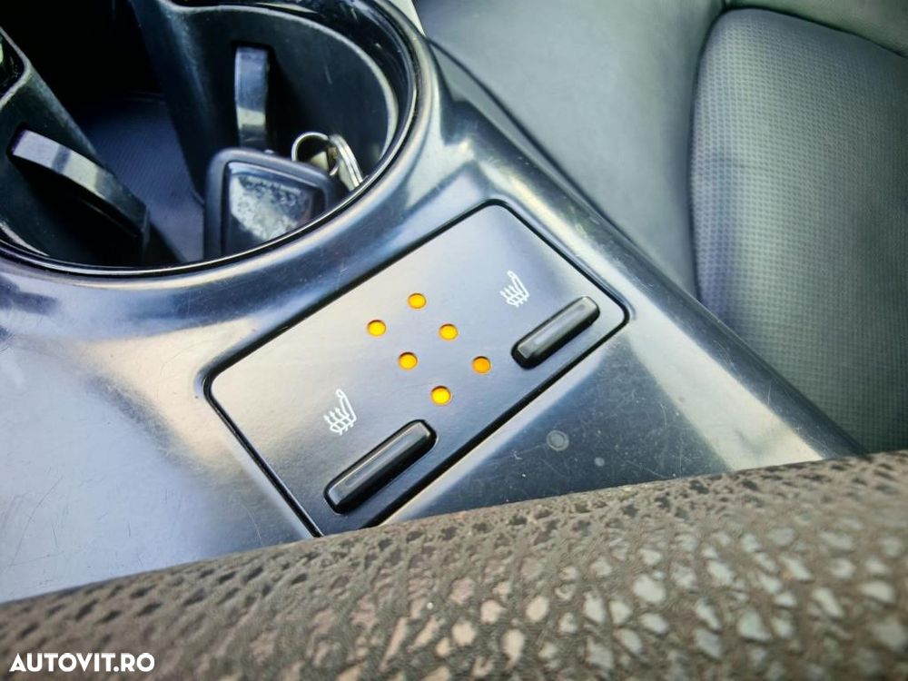 Toyota Camry Business Edition - 14