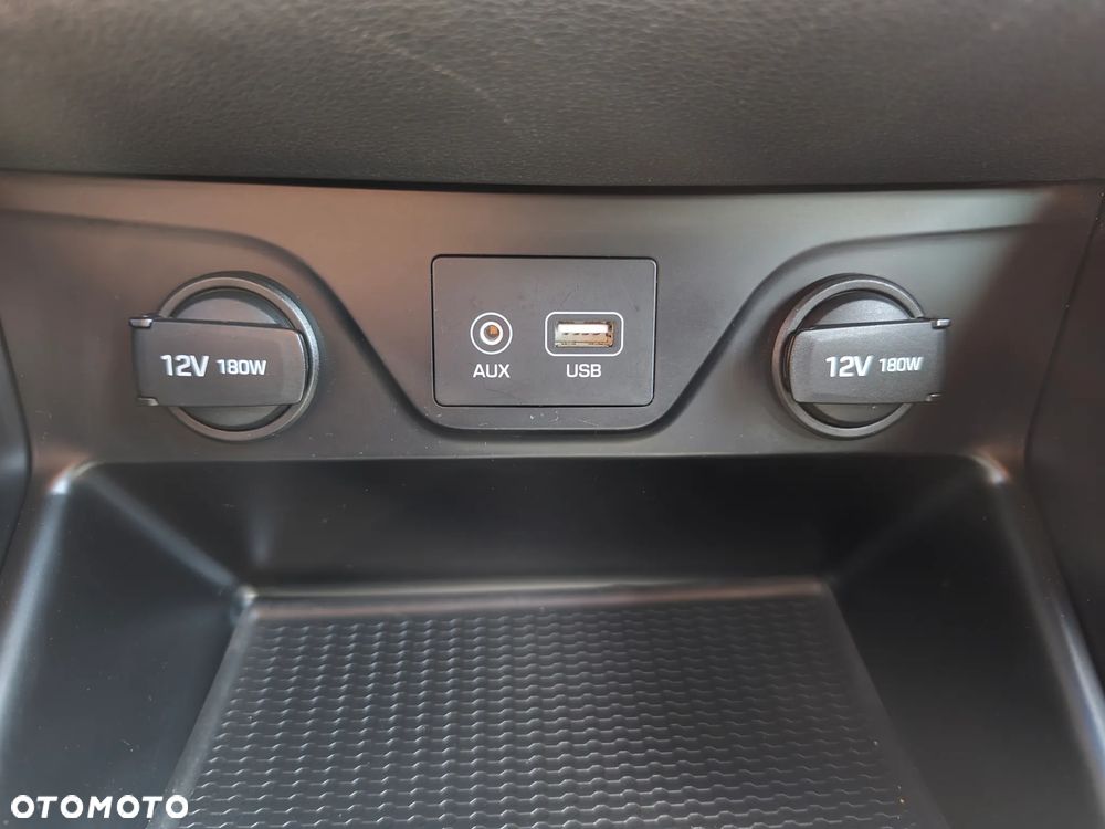 Hyundai Tucson blue 1.6 GDi 2WD Navi - 27