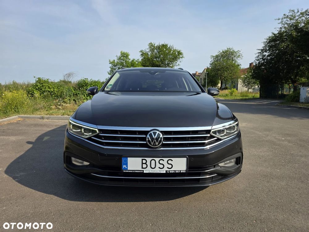 Volkswagen Passat - 24