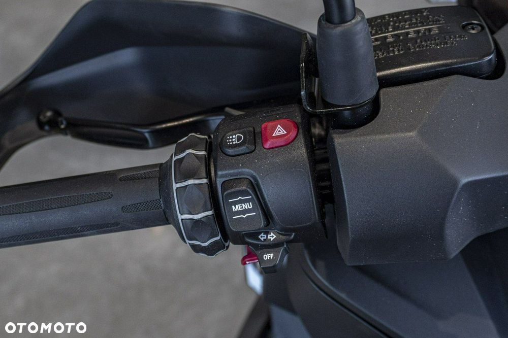 BMW C 400 X - 11