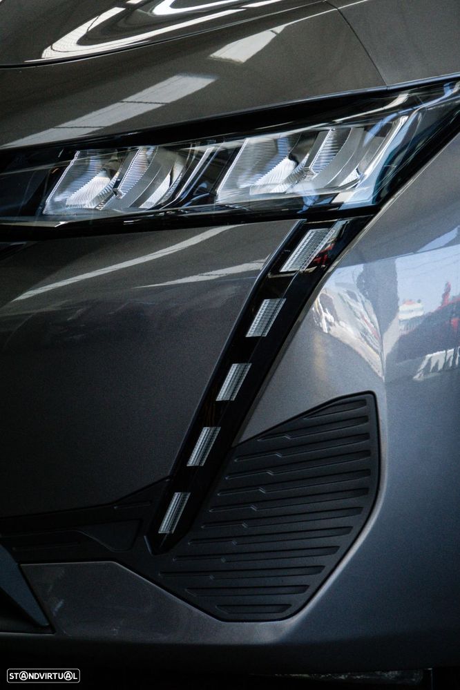 Peugeot 308 1.5 BlueHDi Allure EAT8 - 17
