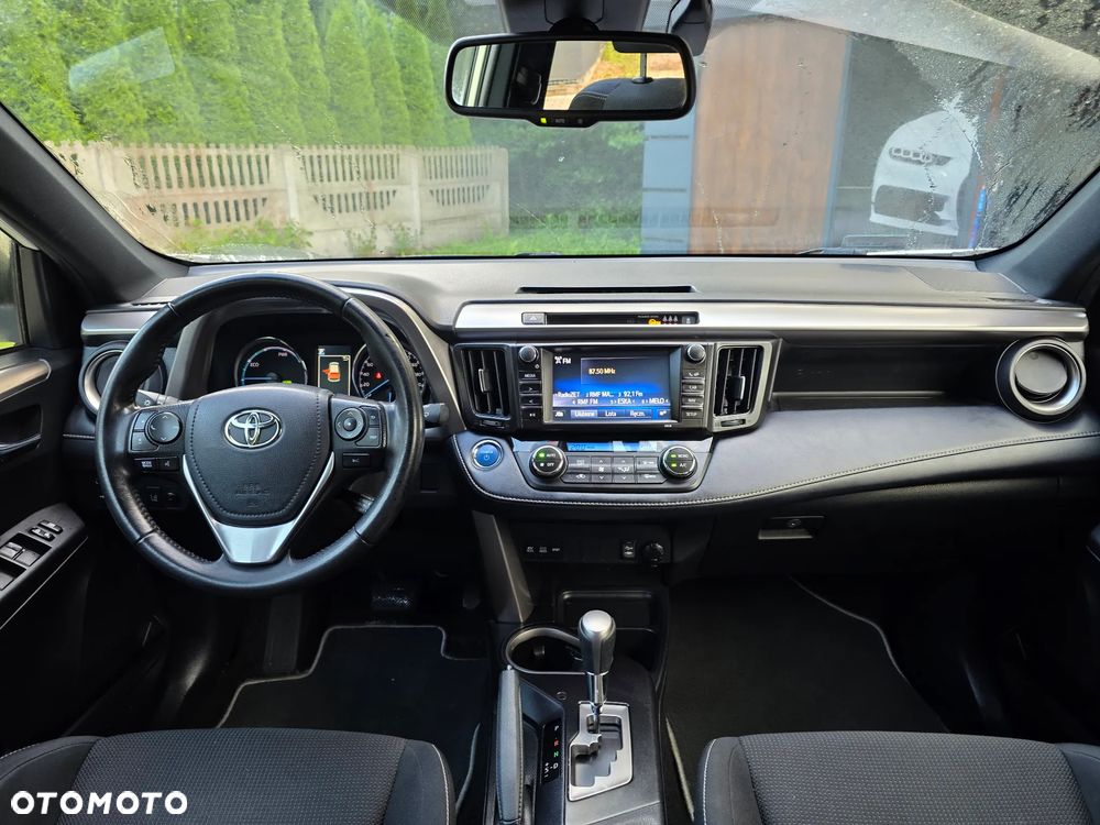 Toyota RAV4 Hybrid Premium 4x2 - 16