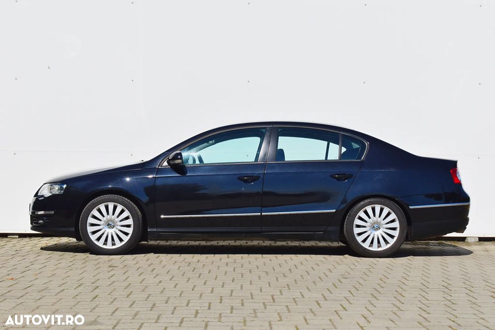 Volkswagen Passat 2.0 TDI DPF 4Motion Sportline - 16