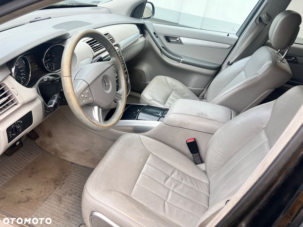 Mercedes-Benz Klasa R 320 CDI 4-Matic - 17