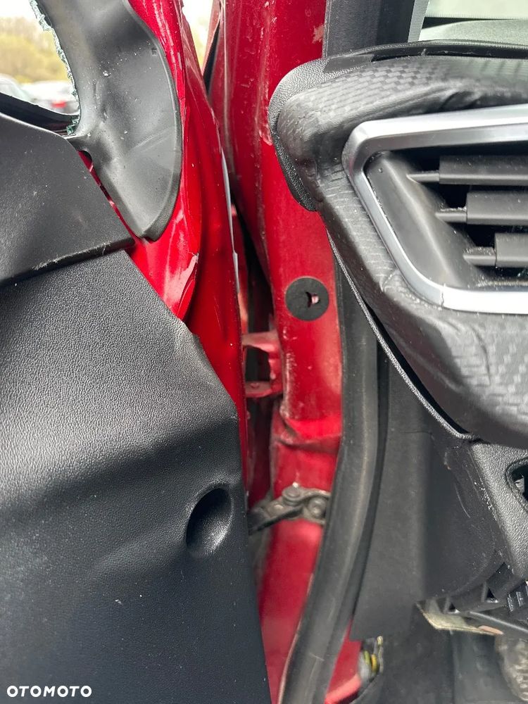 Peugeot 2008 1.2 Pure Tech Active - 19