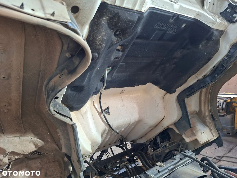 Mitsubishi Fuso Canter - 13