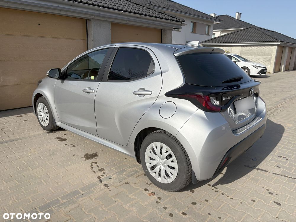 Toyota Yaris 1.5 Comfort - 6