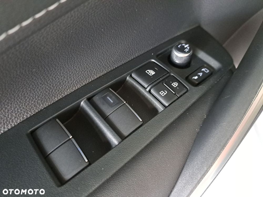 Toyota Corolla 1.8 Hybrid Style - 34