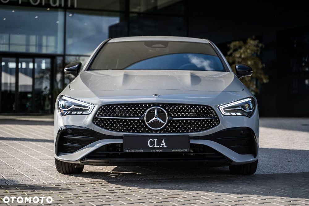 Mercedes-Benz CLA - 5
