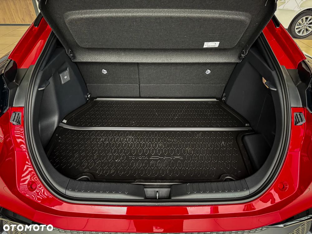 Toyota C-HR 2.0 PHEV Dynamic Force Executive - 19