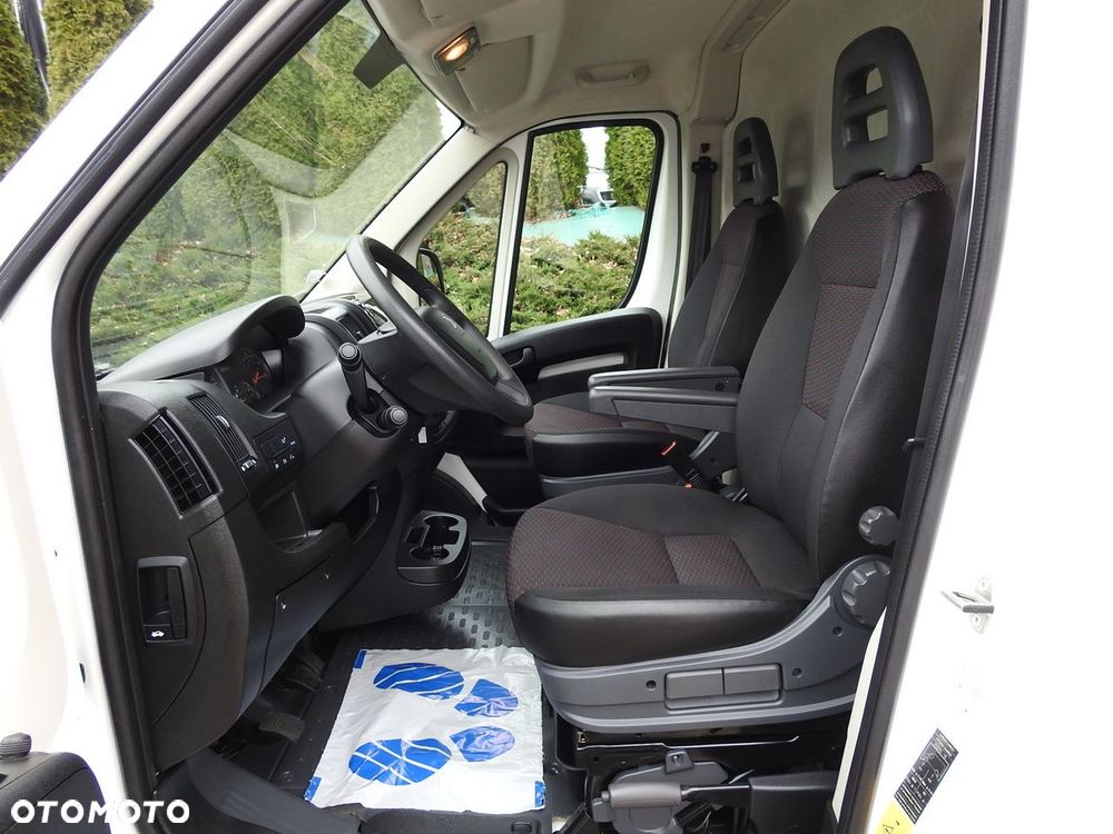 Peugeot BOXER FURGON CHŁODNIA  -5*C DWIE KOMORY  TEMPOMAT KLIMATYZACJA  120KM - 31