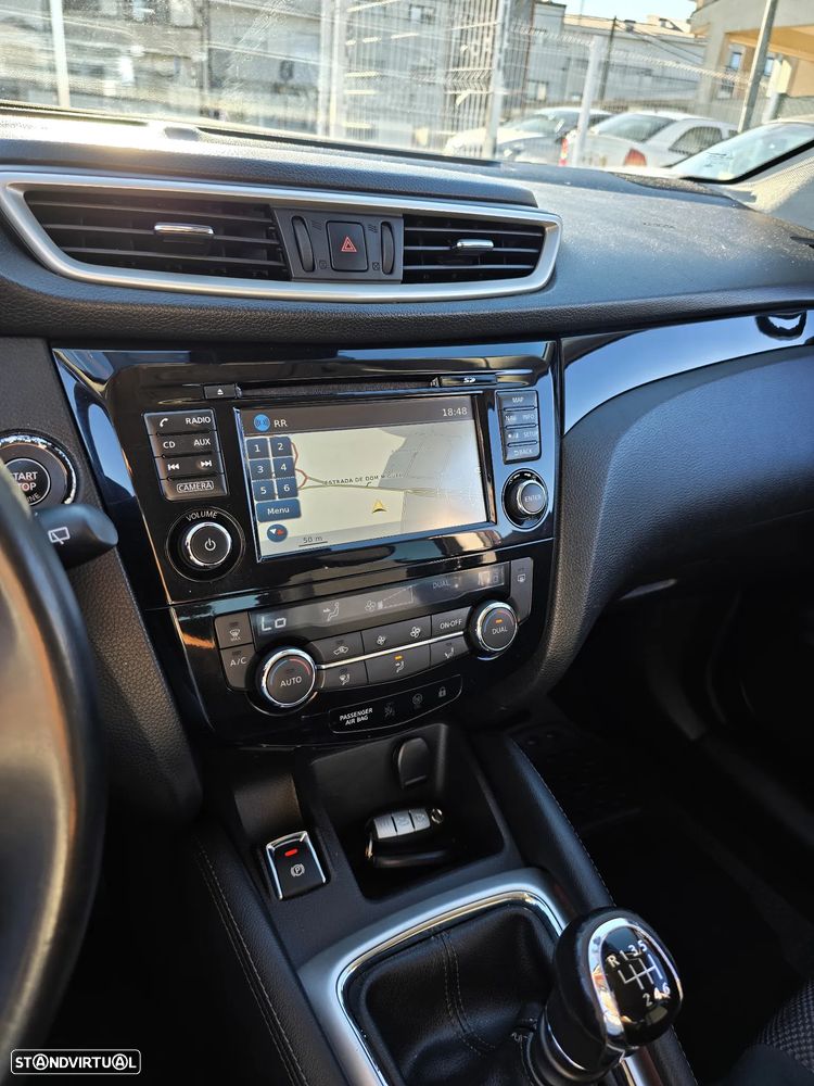 Nissan Qashqai 1.5 dCi DPF acenta - 11