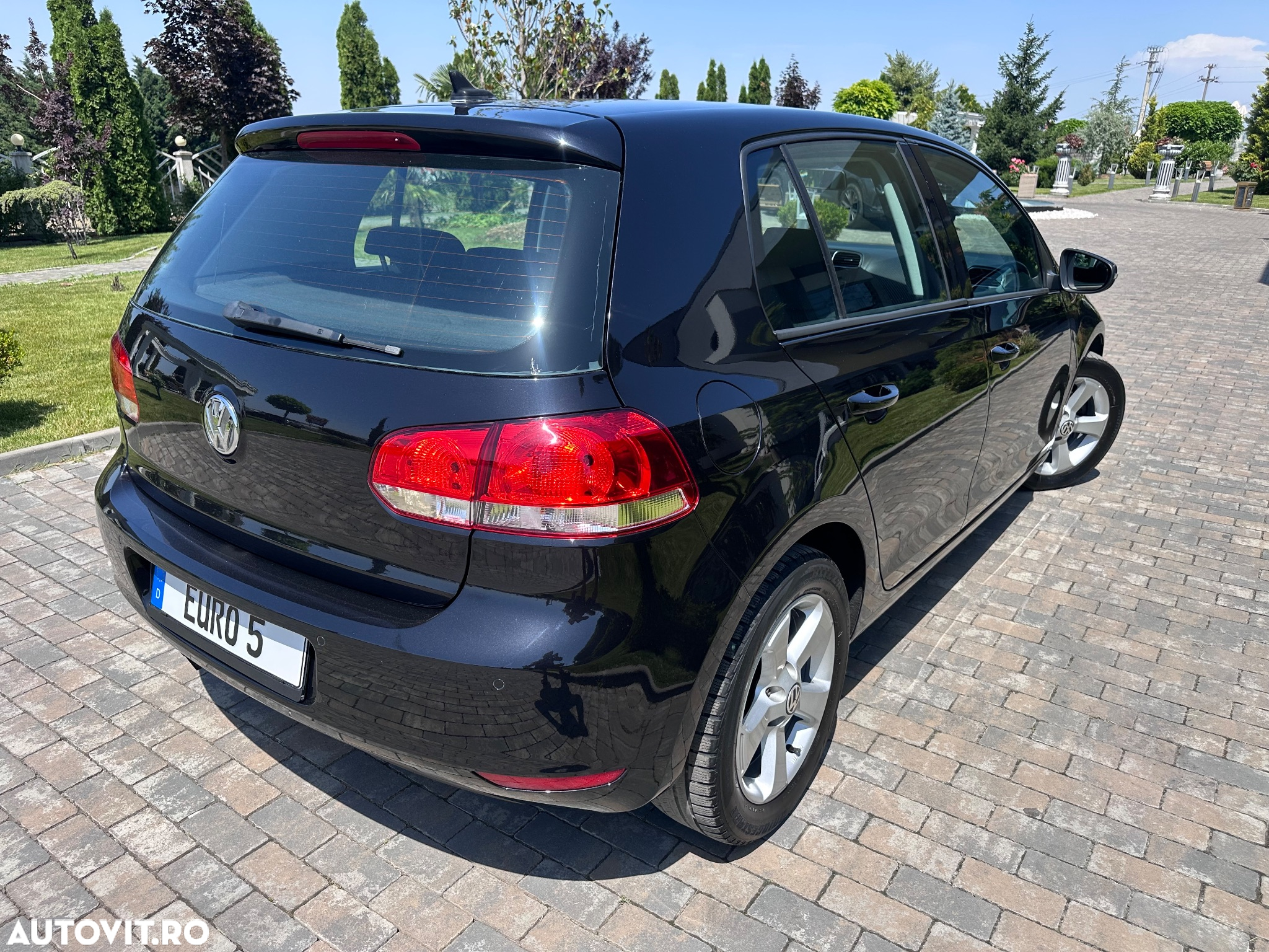 Volkswagen Golf 1.4 TSI BlueMotion Technology DSG Comfortline - 4